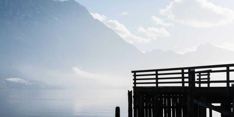 财富管理新维度：艺术品与葡萄酒基金的金融投资价值与风险平衡策略